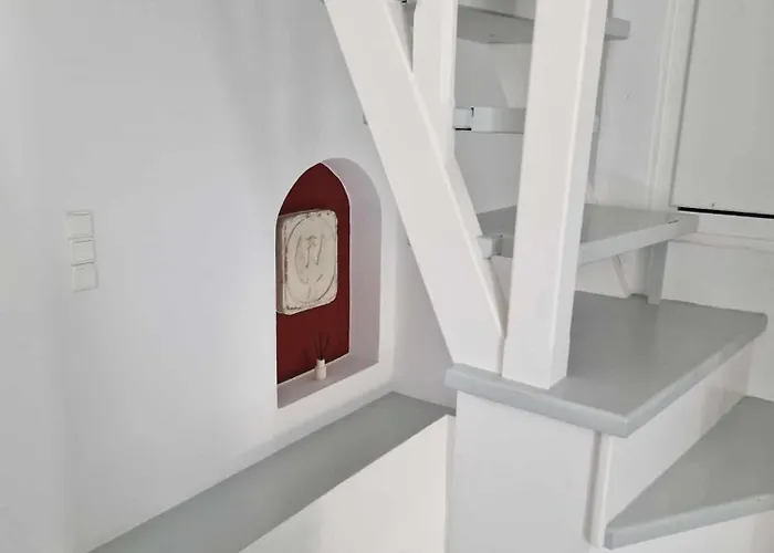 Willa Dakoronia Fira (Santorini)